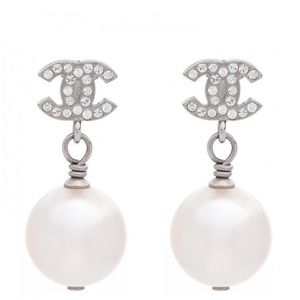 Chanel drop pear earrings
